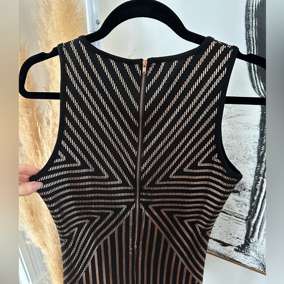 Black body con mini dress with metallic gold pattern all over. Mink Pink. Size S - Picture 5 of 8